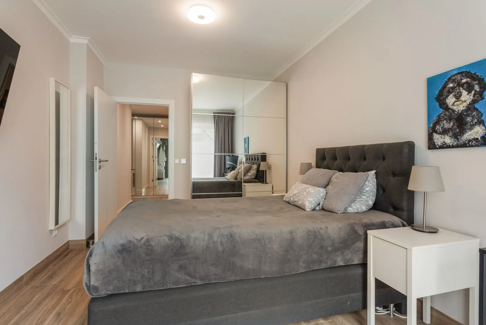 Bedroom wardrobe — Parede renovation by Maya's Homes