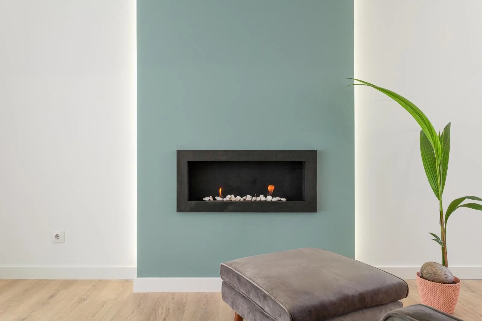 Living room fireplace — Rebelva renovation by Maya's Homes