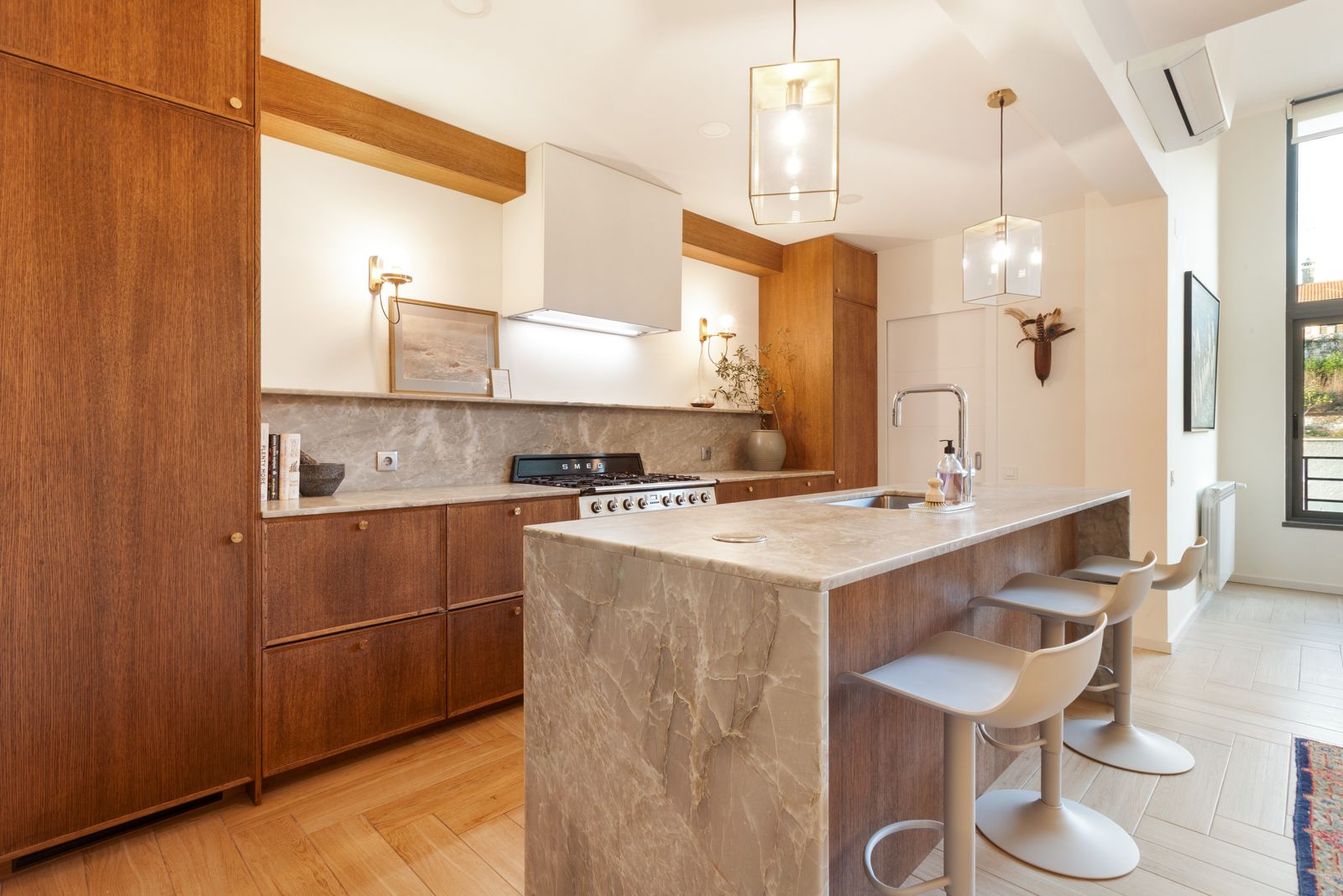 Kitchen wide angle — Riviera