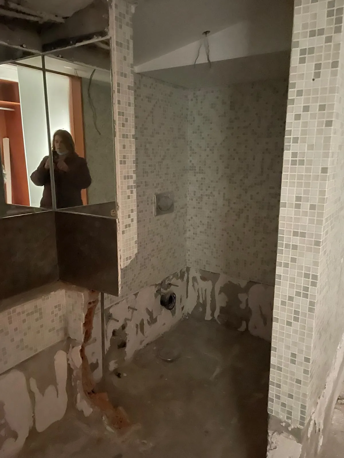 Demolition — Riviera villa hallway