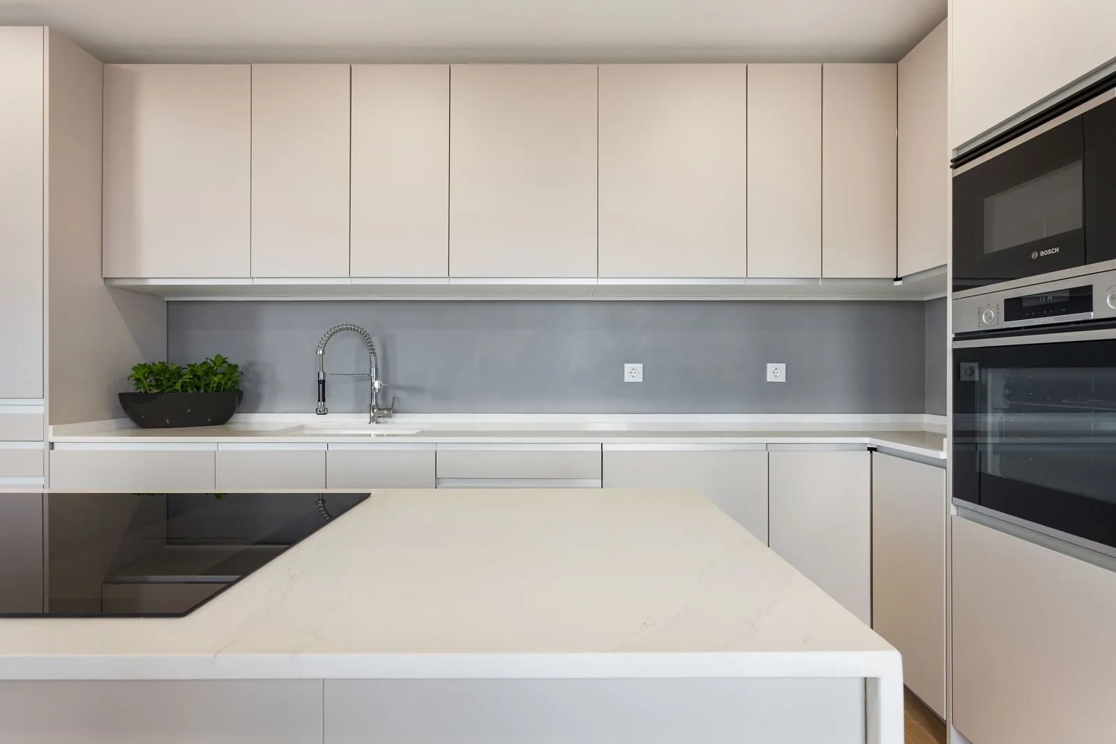 Kitchen cabinets and countertop — Figueiras renovation by Maya's Homes